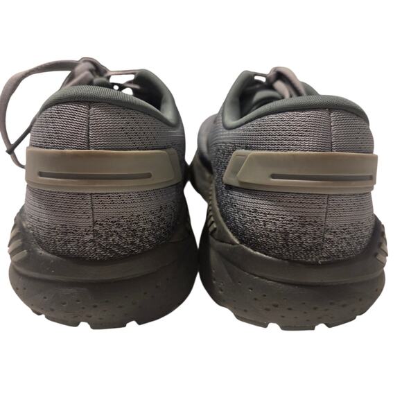 Brooks Beast GTS 24 in Primer Grey/Ebony
Pristine!  Men\'s size 10.5 walk/run main image 7